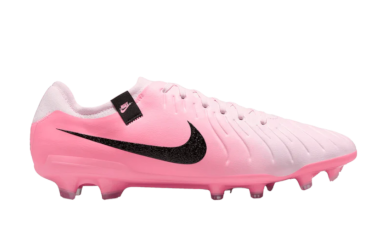 soccer cleats Tiempo